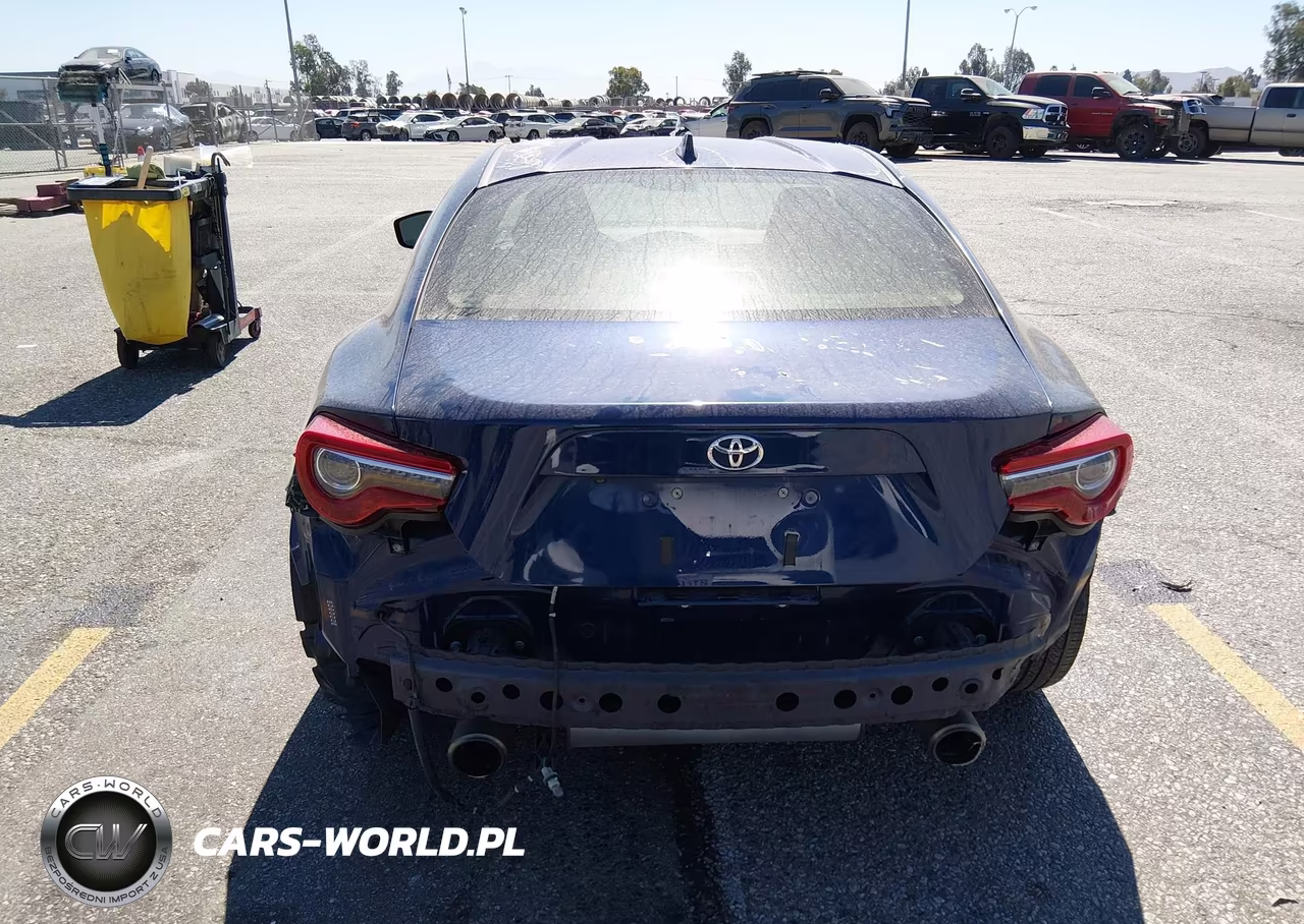 2017 Toyota 86 VIN:JF1ZNAA18H8703516 - 17