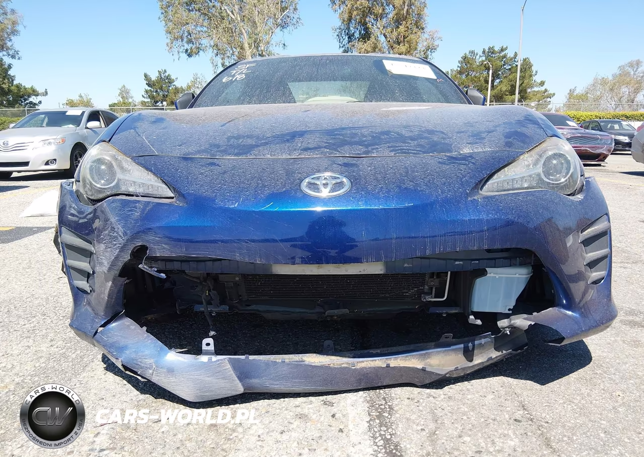 2017 Toyota 86 VIN:JF1ZNAA18H8703516 - 18