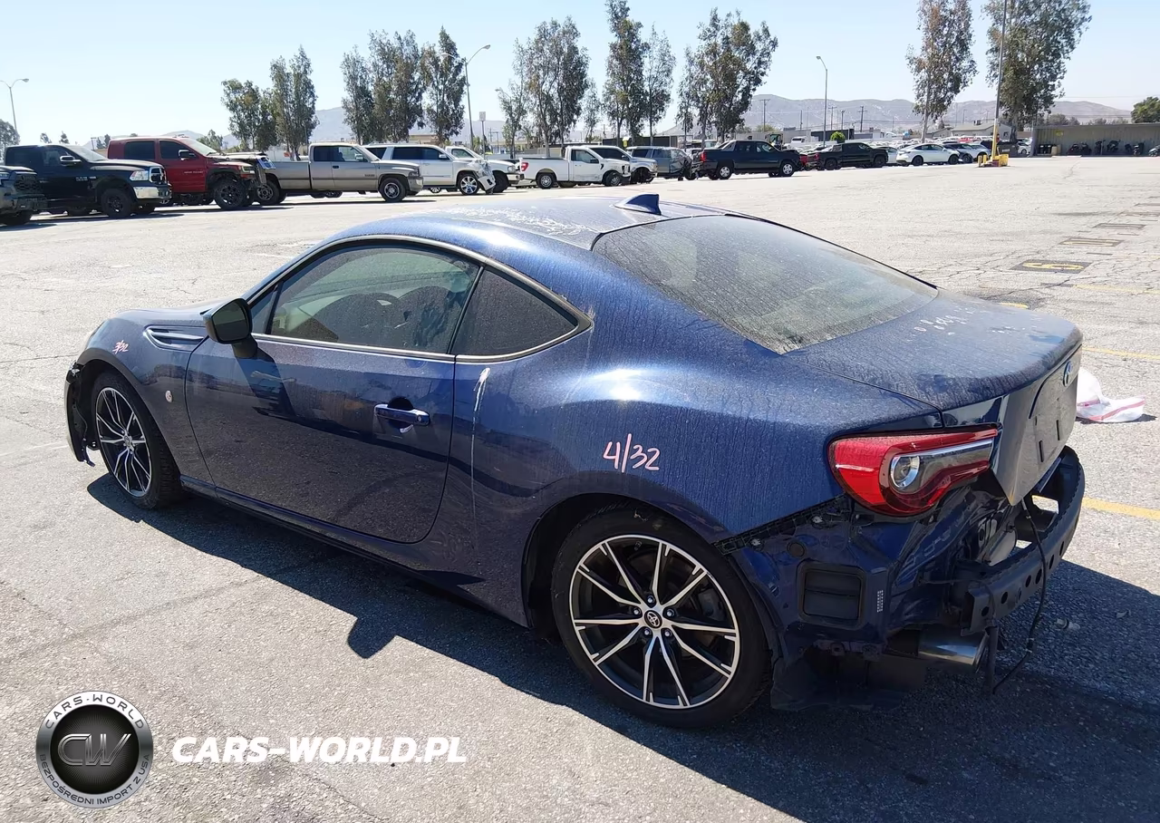 2017 Toyota 86 VIN:JF1ZNAA18H8703516 - 3