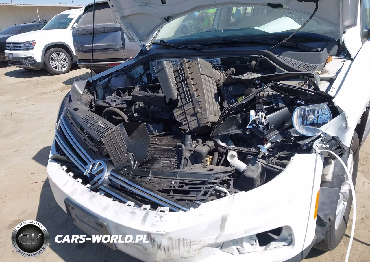 2016 Volkswagen Tiguan S VIN:WVGAV7AX4GW601666 - 6