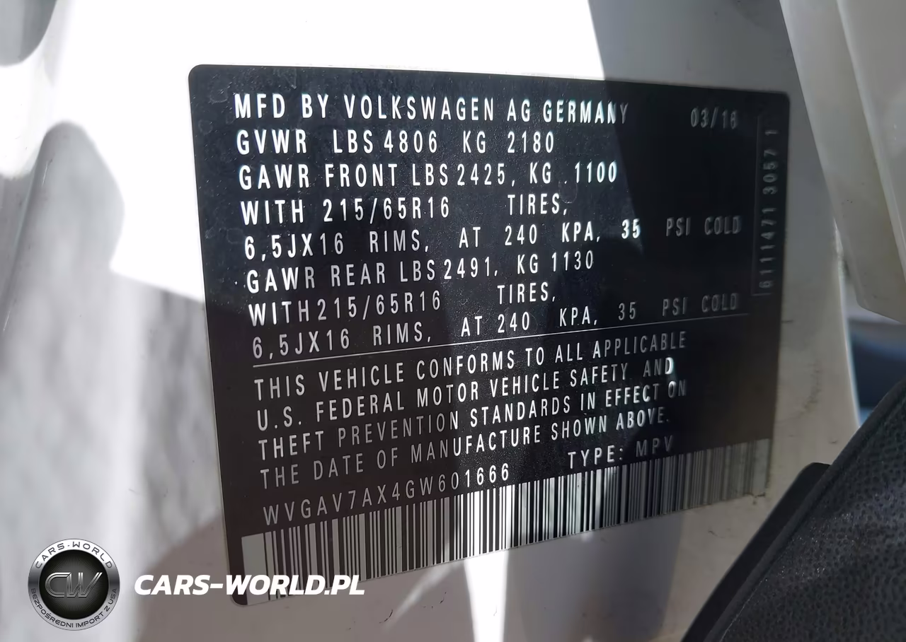 2016 Volkswagen Tiguan S VIN:WVGAV7AX4GW601666 - 9