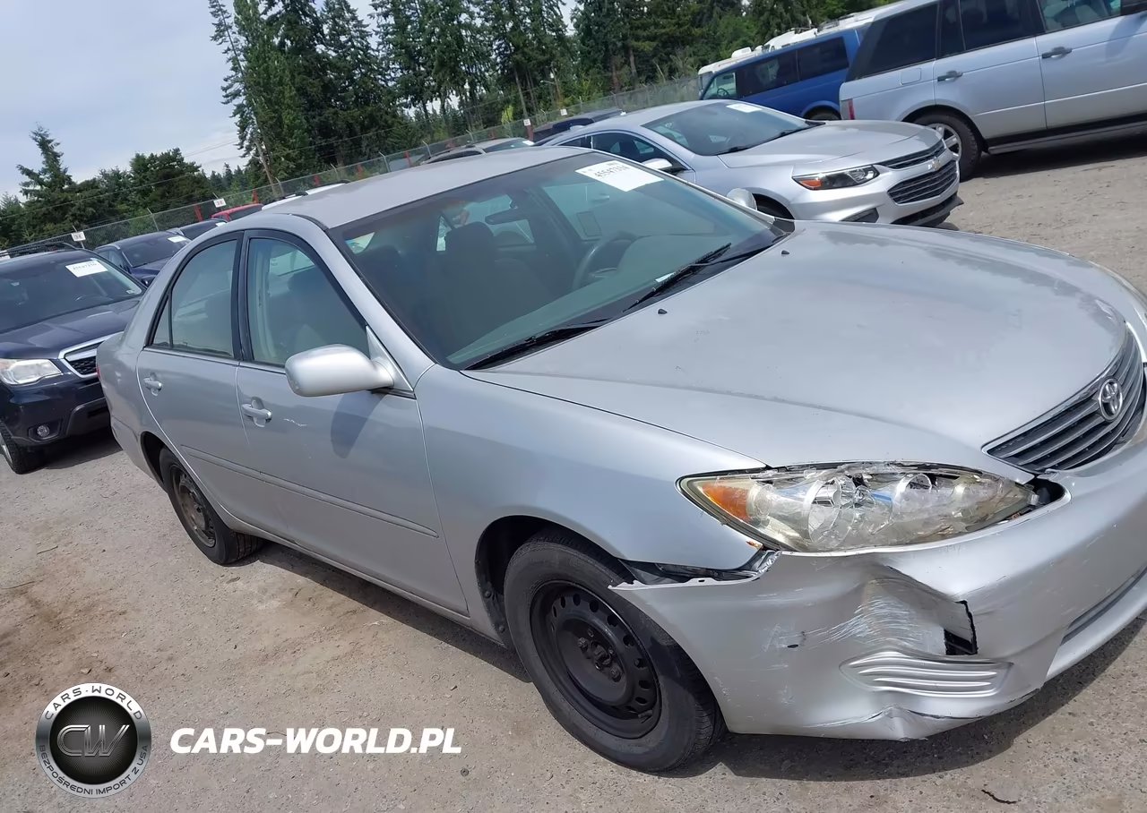 2005 Toyota Camry Le