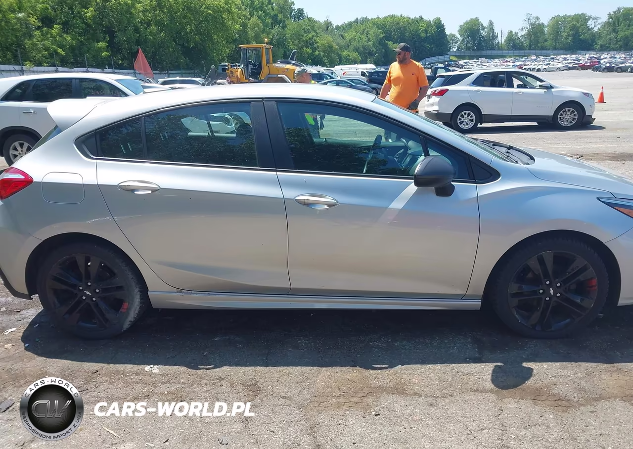 2018 Chevrolet Cruze Lt Auto VIN:3G1BE6SM9JS608129 - 13
