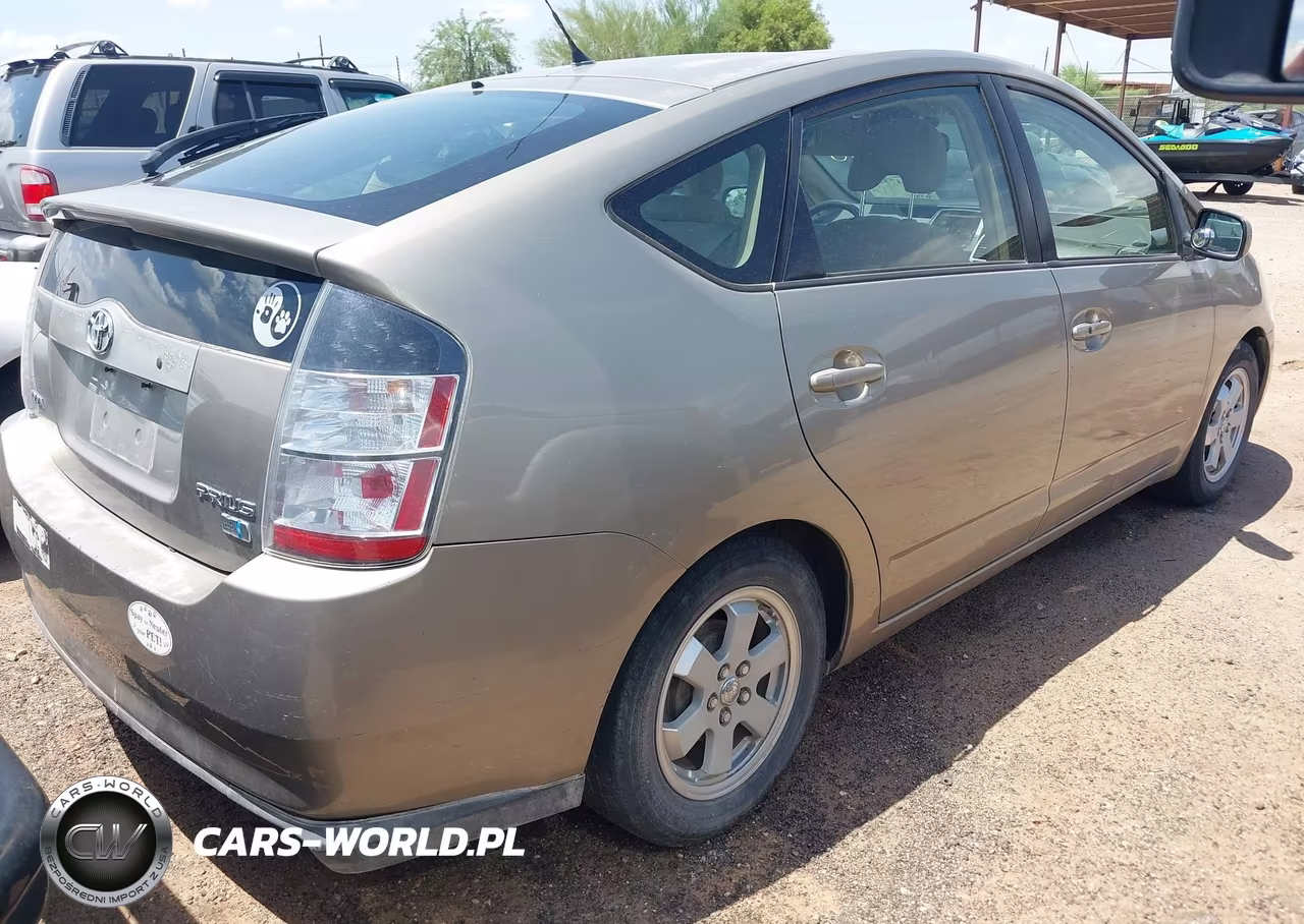 2005 Toyota Prius VIN:JTDKB20U753068223 - 4