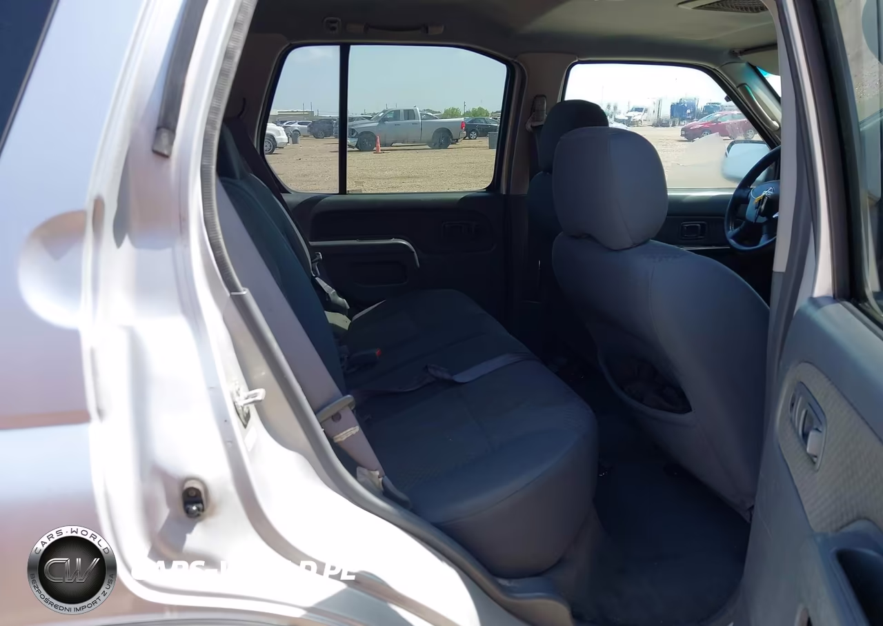 2004 Nissan Xterra Xe VIN:5N1ED28TX4C650197 - 8