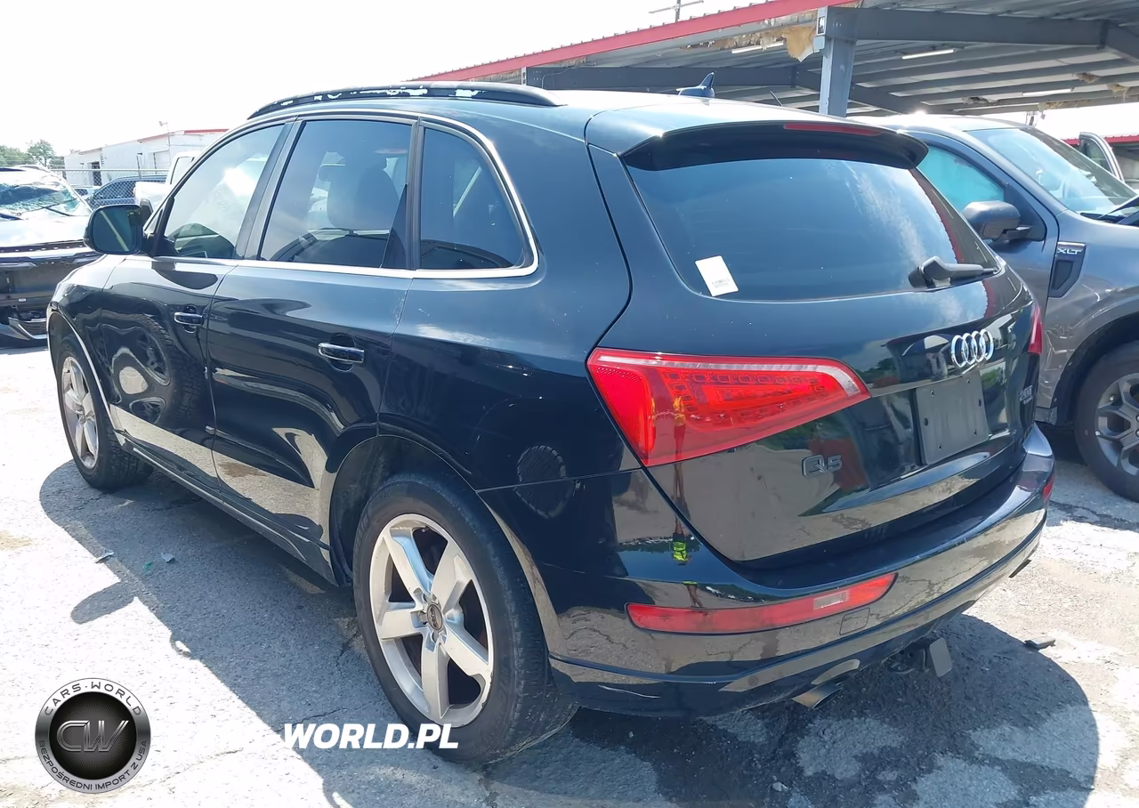 2011 Audi Q5 2.0T Premium VIN:WA1LFAFPXBA069629 - 3