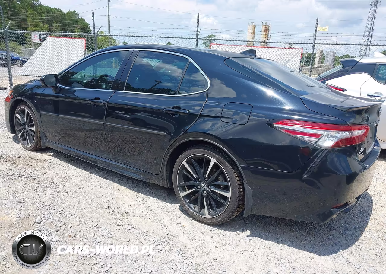 2019 Toyota Camry Xse VIN:4T1B61HK9KU803075 - 3