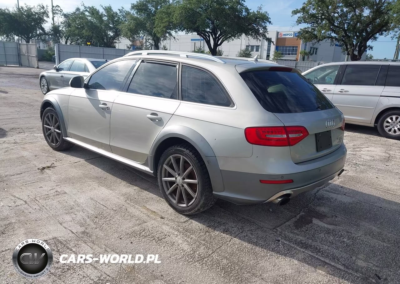 2014 Audi Allroad 2.0T Premium VIN:WA1UFAFL1EA052126 - 3