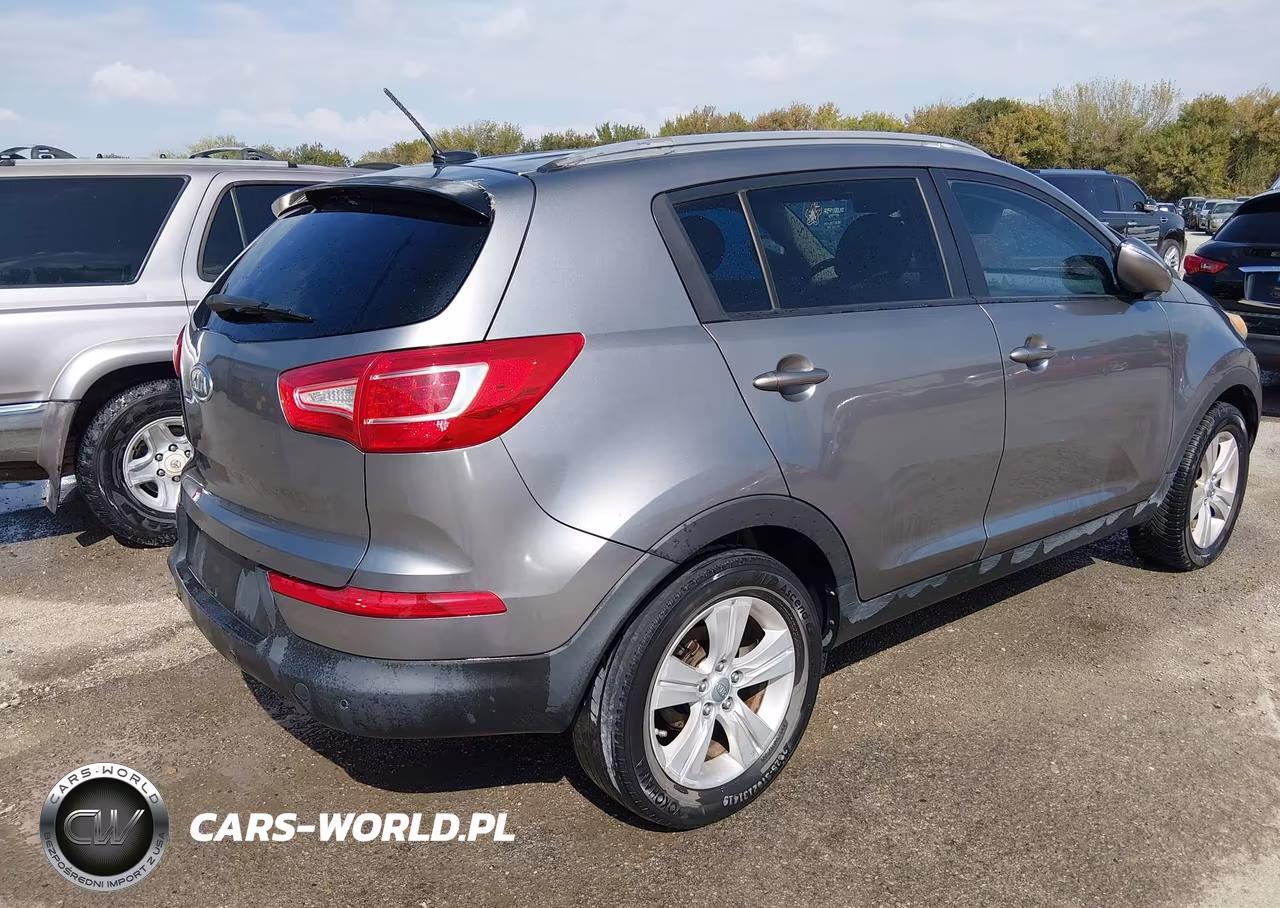 2011 Kia Sportage Lx VIN:KNDPB3A27B7081258 - 4