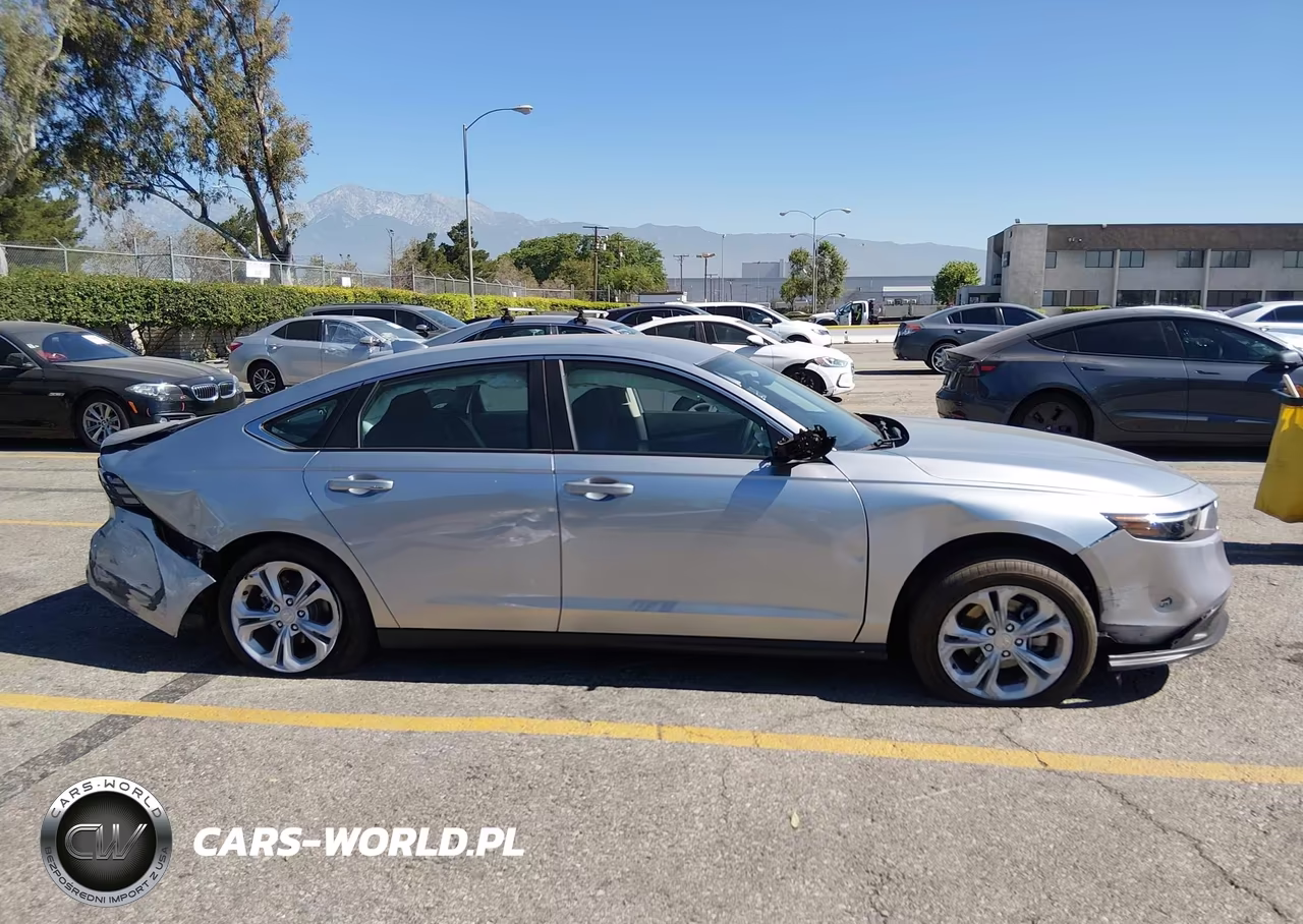 2025 Honda Accord Lx VIN:1HGCY1F26SA080536 - 13