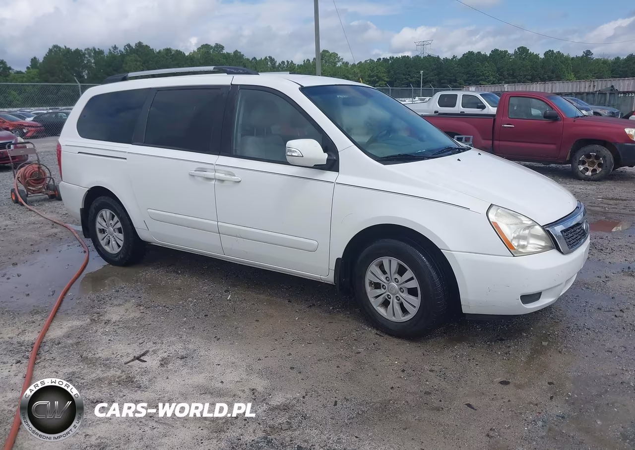 2012 Kia Sedona Lx