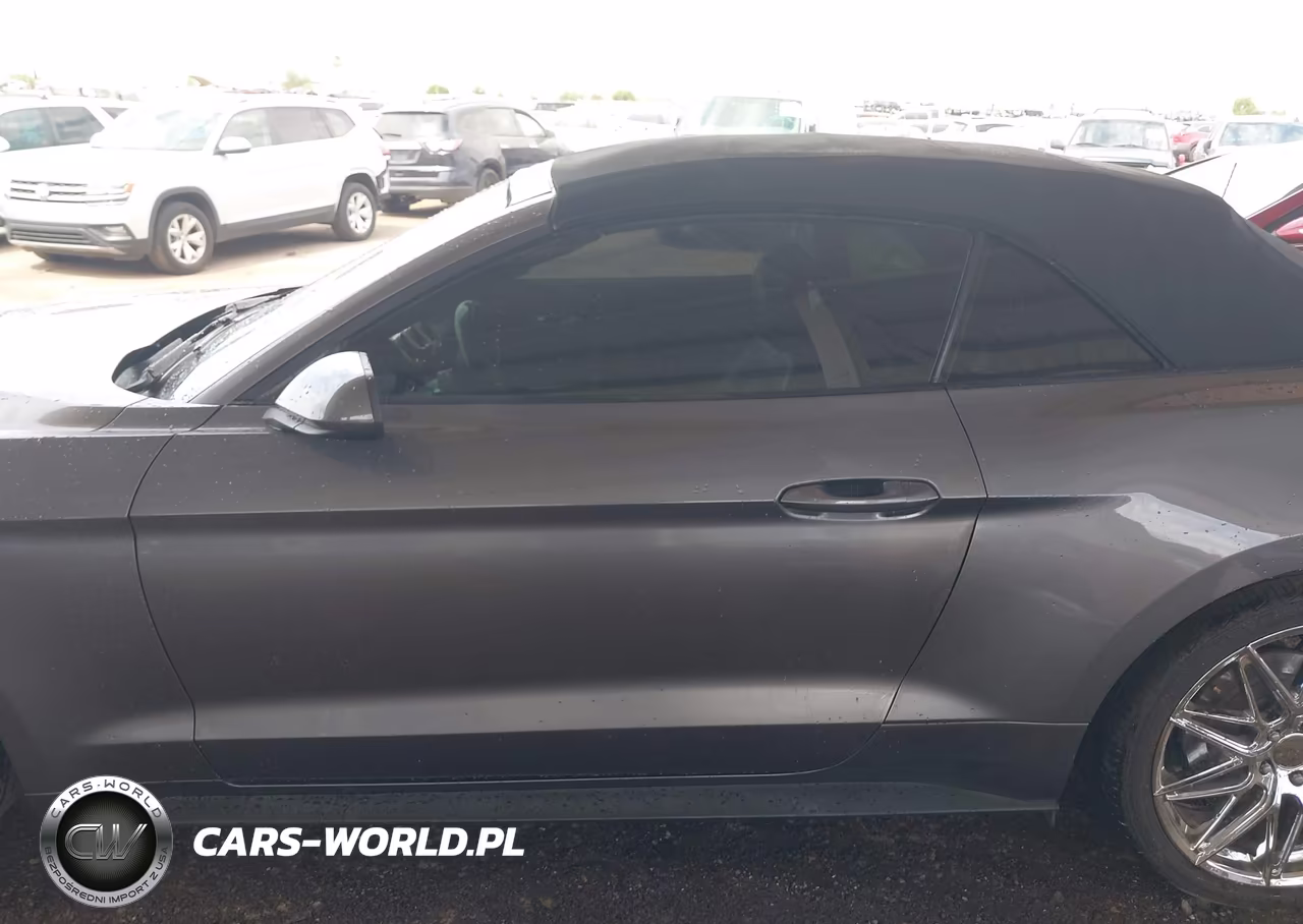 2022 Ford Mustang Ecoboost Premium VIN:1FATP8UH4N5107091 - 13