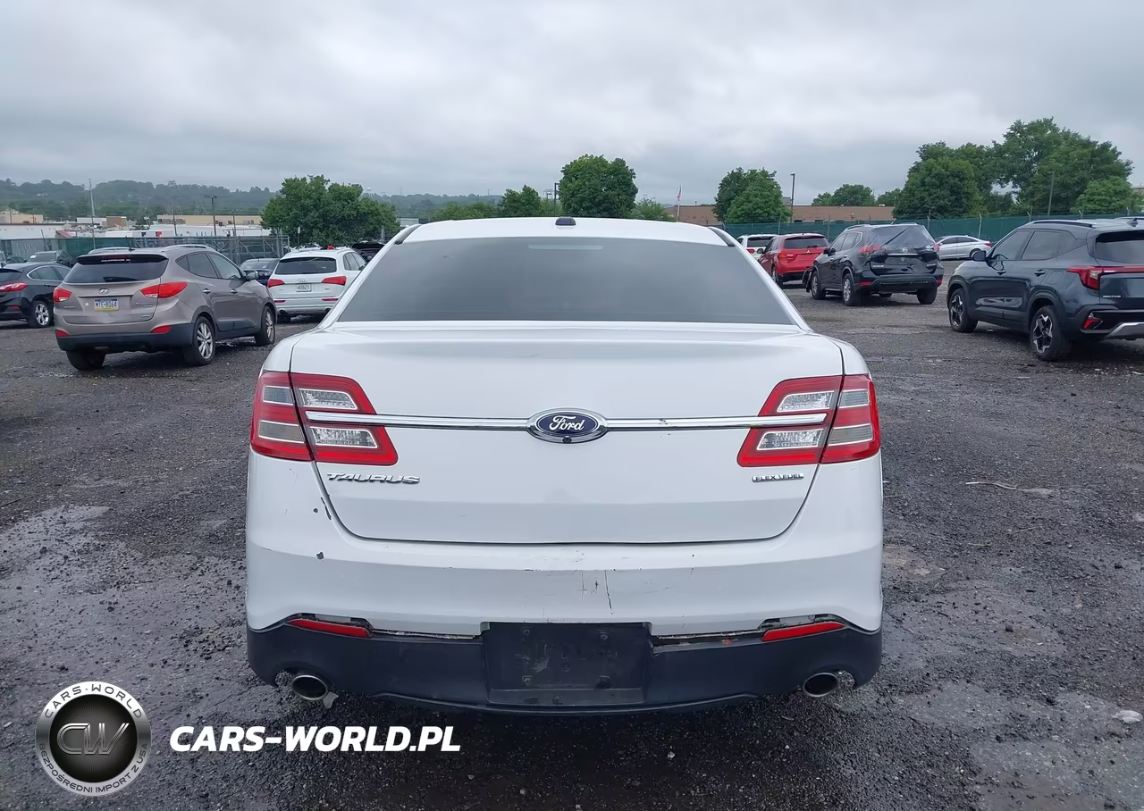 2015 Ford Taurus Se VIN:1FAHP2D88FG188850 - 16