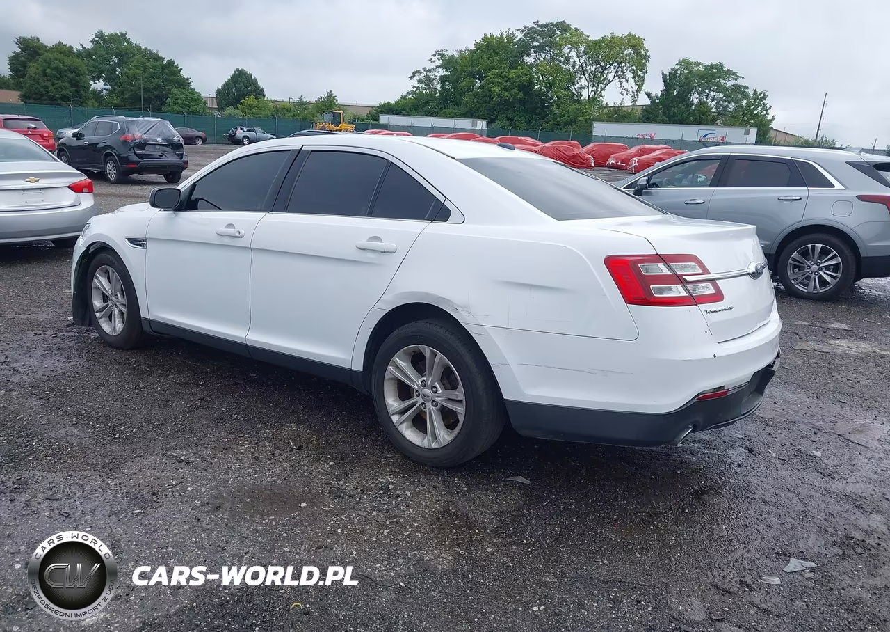 2015 Ford Taurus Se VIN:1FAHP2D88FG188850 - 3