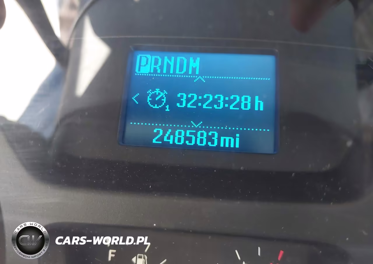 2018 Ford Transit-250 VIN:1FTYR3XM2JKA20145 - 15
