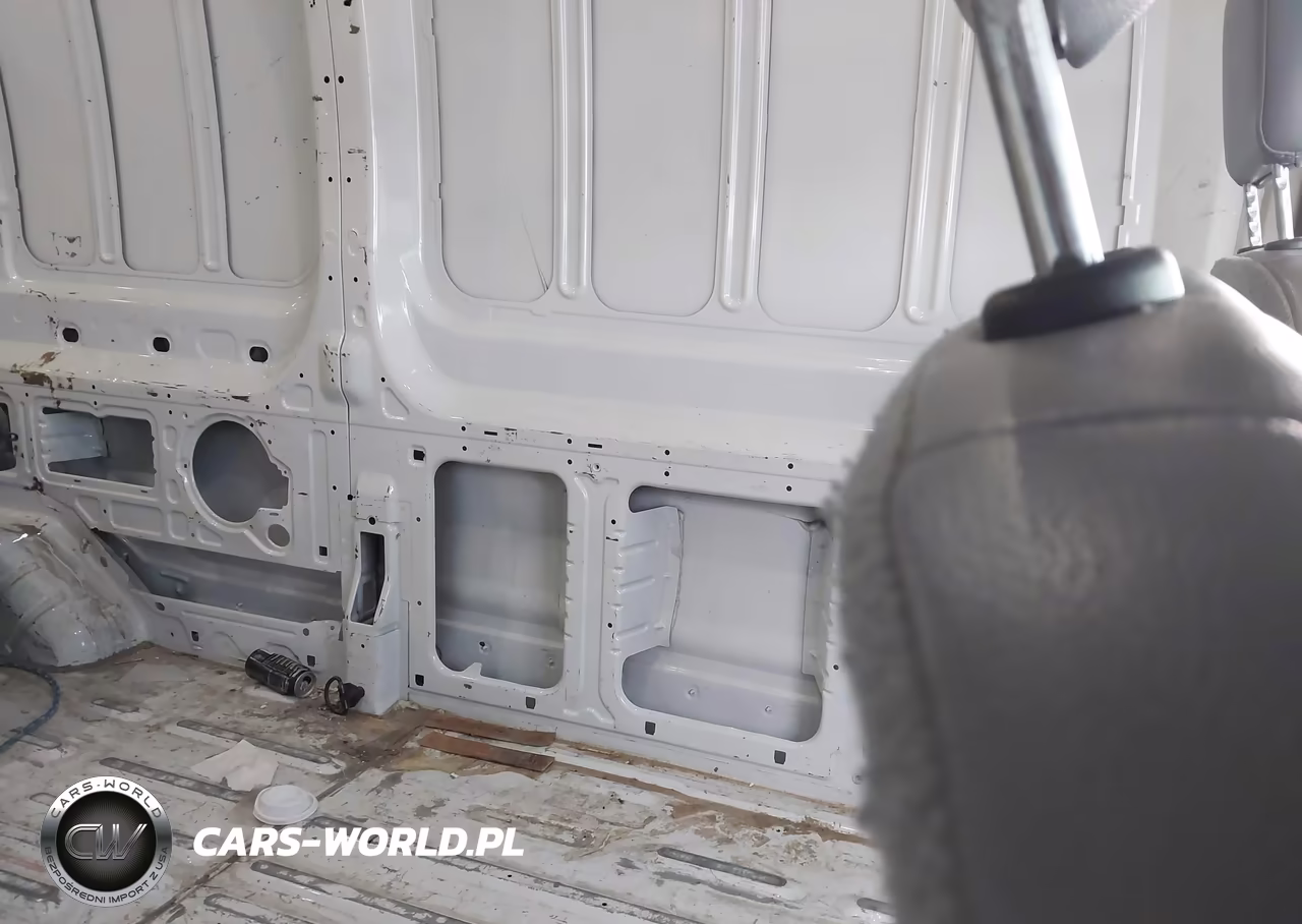 2018 Ford Transit-250 VIN:1FTYR3XM2JKA20145 - 8