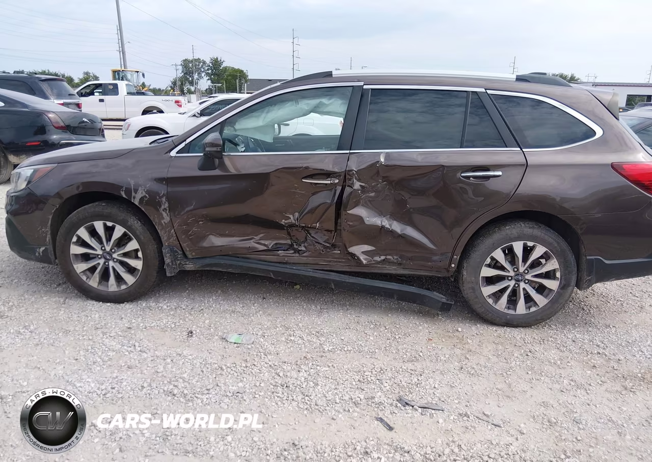2019 Subaru Outback 2.5I Touring VIN:4S4BSATC4K3272451 - 14