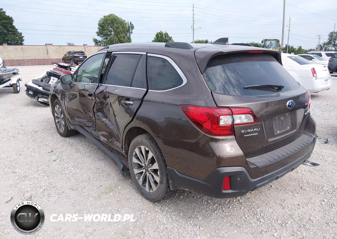 2019 Subaru Outback 2.5I Touring VIN:4S4BSATC4K3272451 - 3