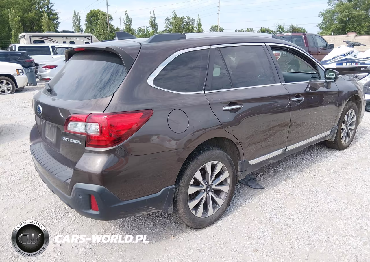 2019 Subaru Outback 2.5I Touring VIN:4S4BSATC4K3272451 - 4