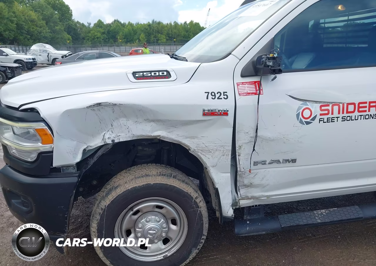 2019 Ram 2500 Tradesman 4X2 8' Box VIN:3C6MR4AJ3KG597950 - 12