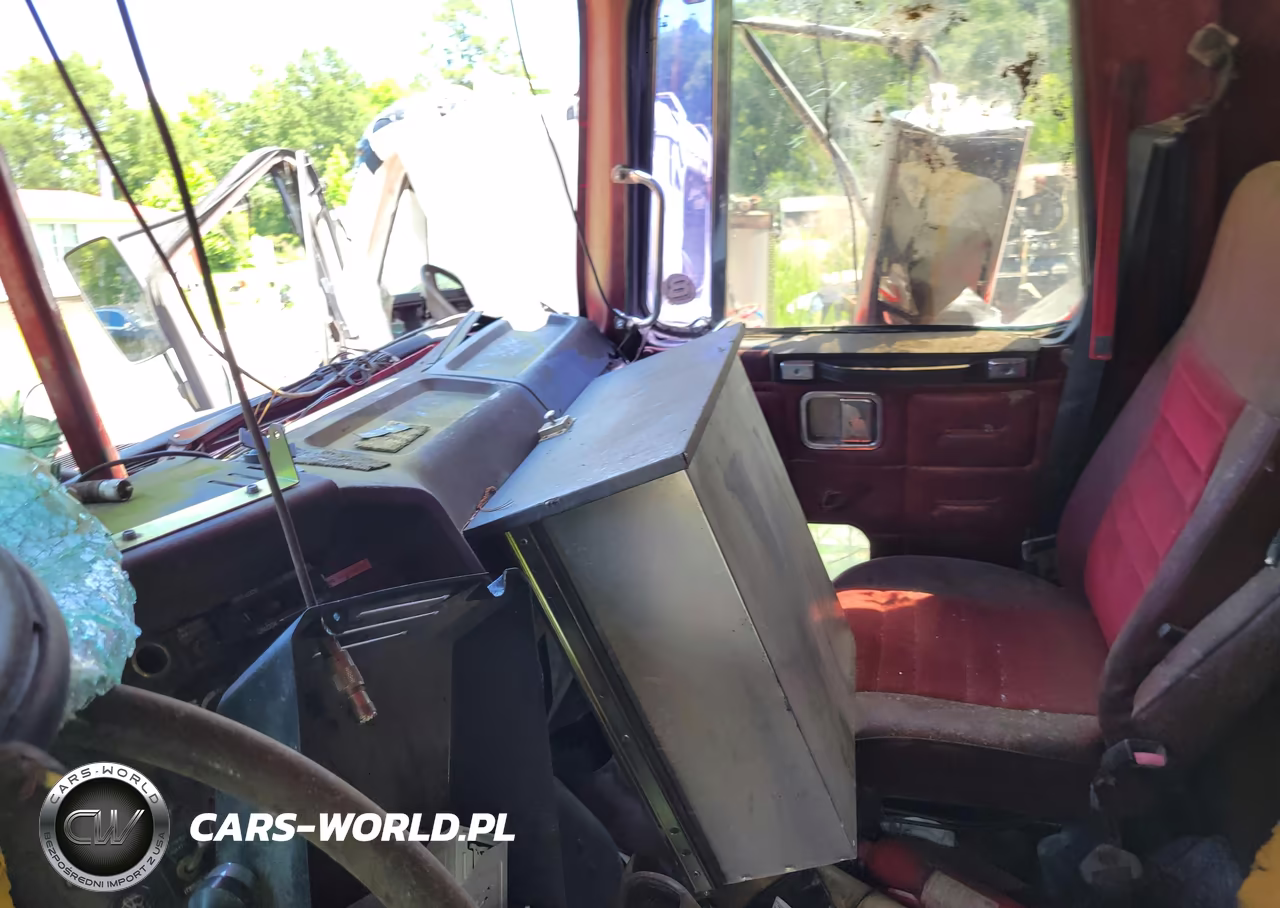 1994 White-GMC Aero Wia VIN:4V1WDBRF0RN673342 - 8