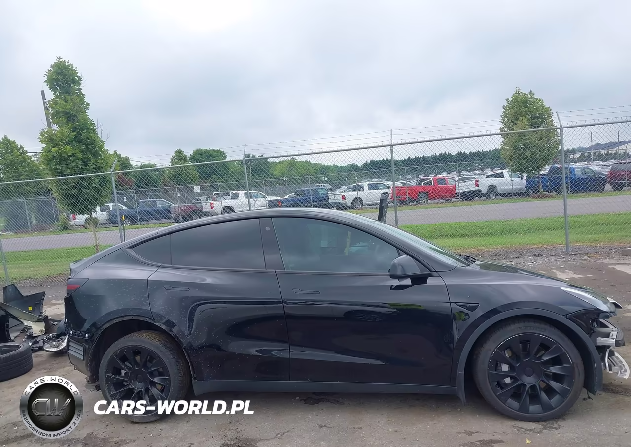 2022 Tesla Model Y Long Range Dual Motor All-Wheel Drive VIN:7SAYGAEE3NF338786 - 12