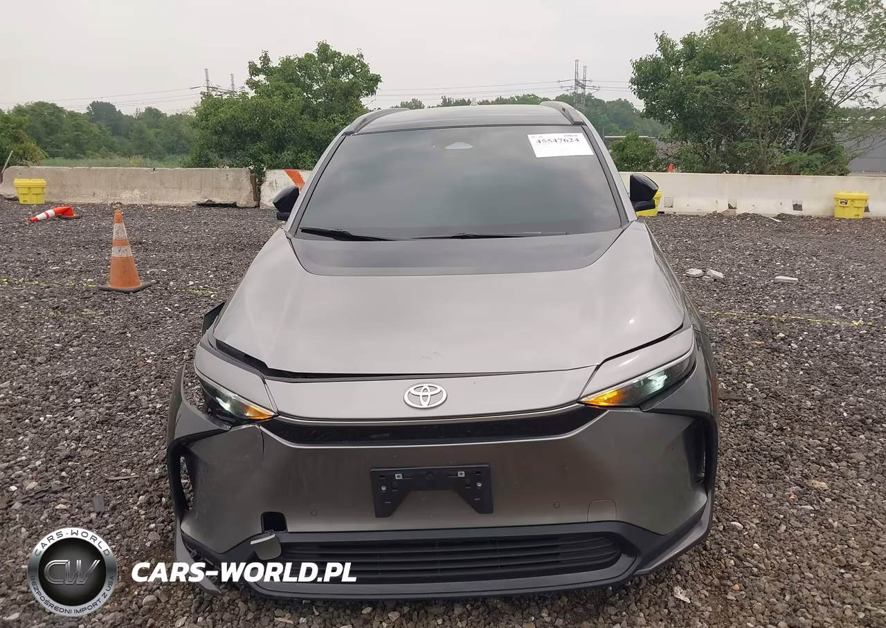 2023 Toyota Bz4X Xle VIN:JTMABACA2PA043865 - 12