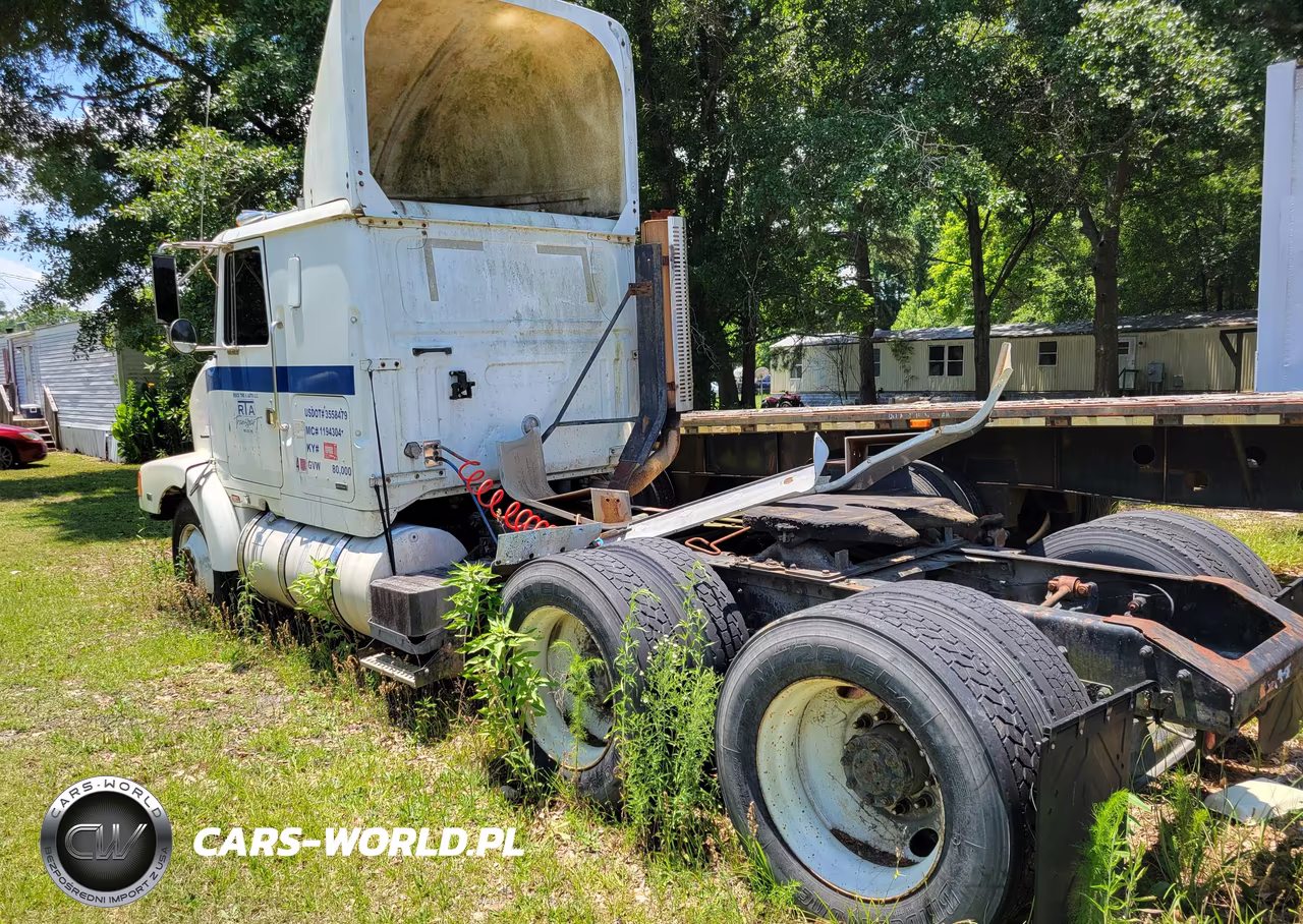 1995 White-GMC Aero Wia VIN:4V1WDBJG6SN696053 - 3