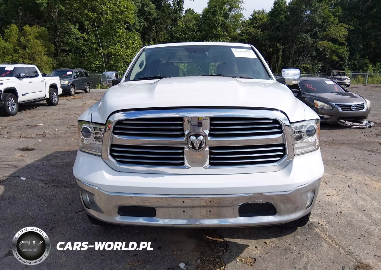 2016 Ram 1500 Laramie VIN:1C6RR7NT8GS342956 - 12