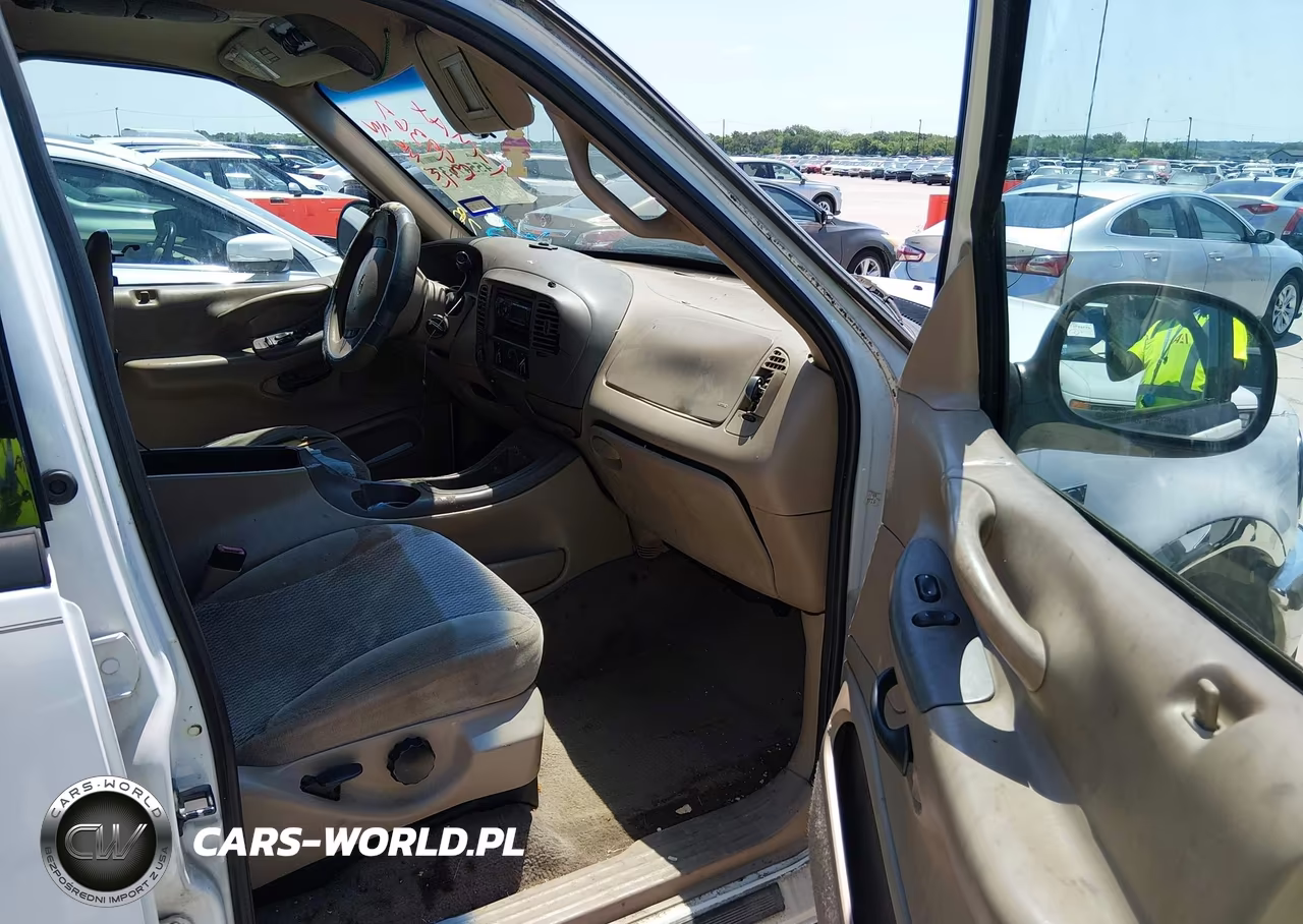 1999 Ford Expedition Xlt VIN:1FMRU1867XLB99367 - 5
