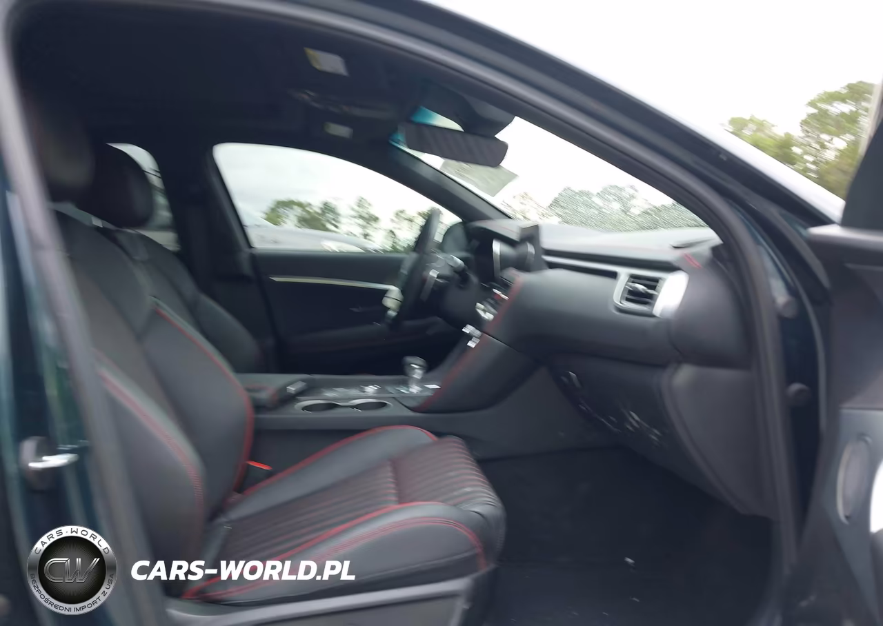 2024 Genesis G70 2.5T Rwd VIN:KMTG34SC7RU137951 - 5