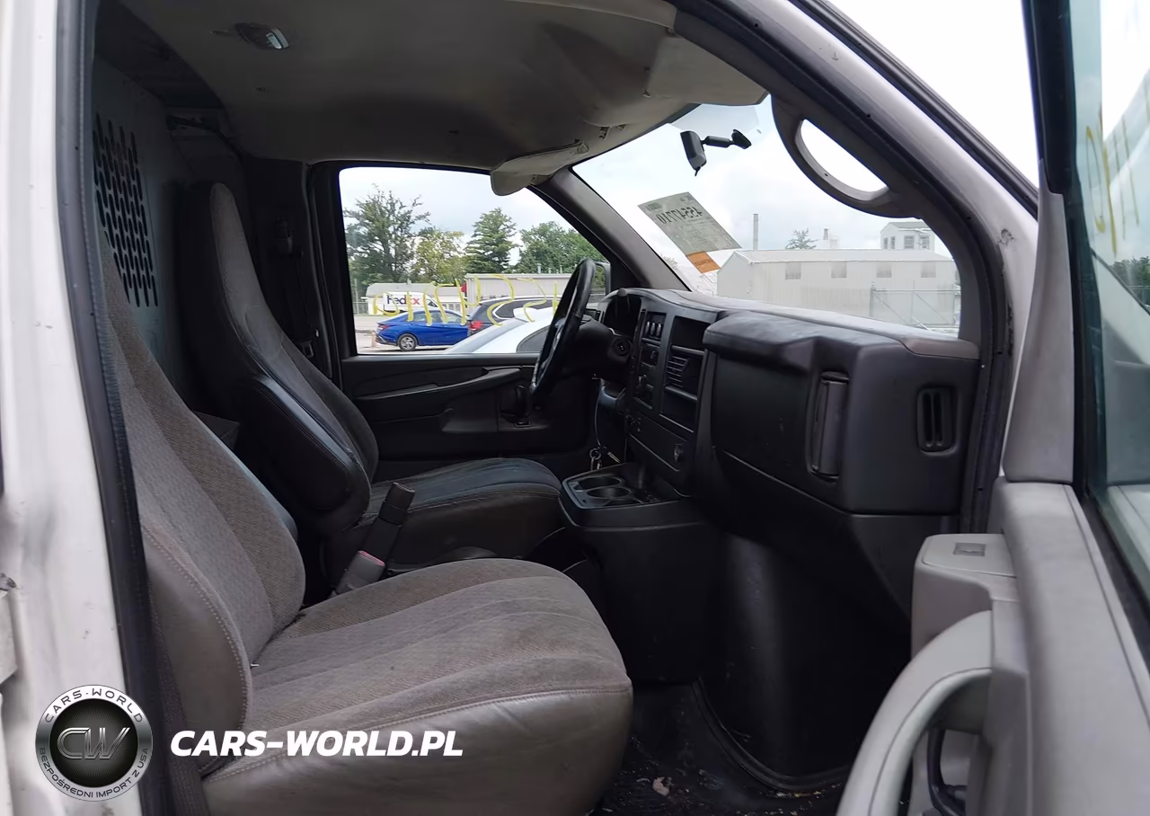 2014 Chevrolet Express 2500 Work Van VIN:1GCWGFCA9E1163096 - 5