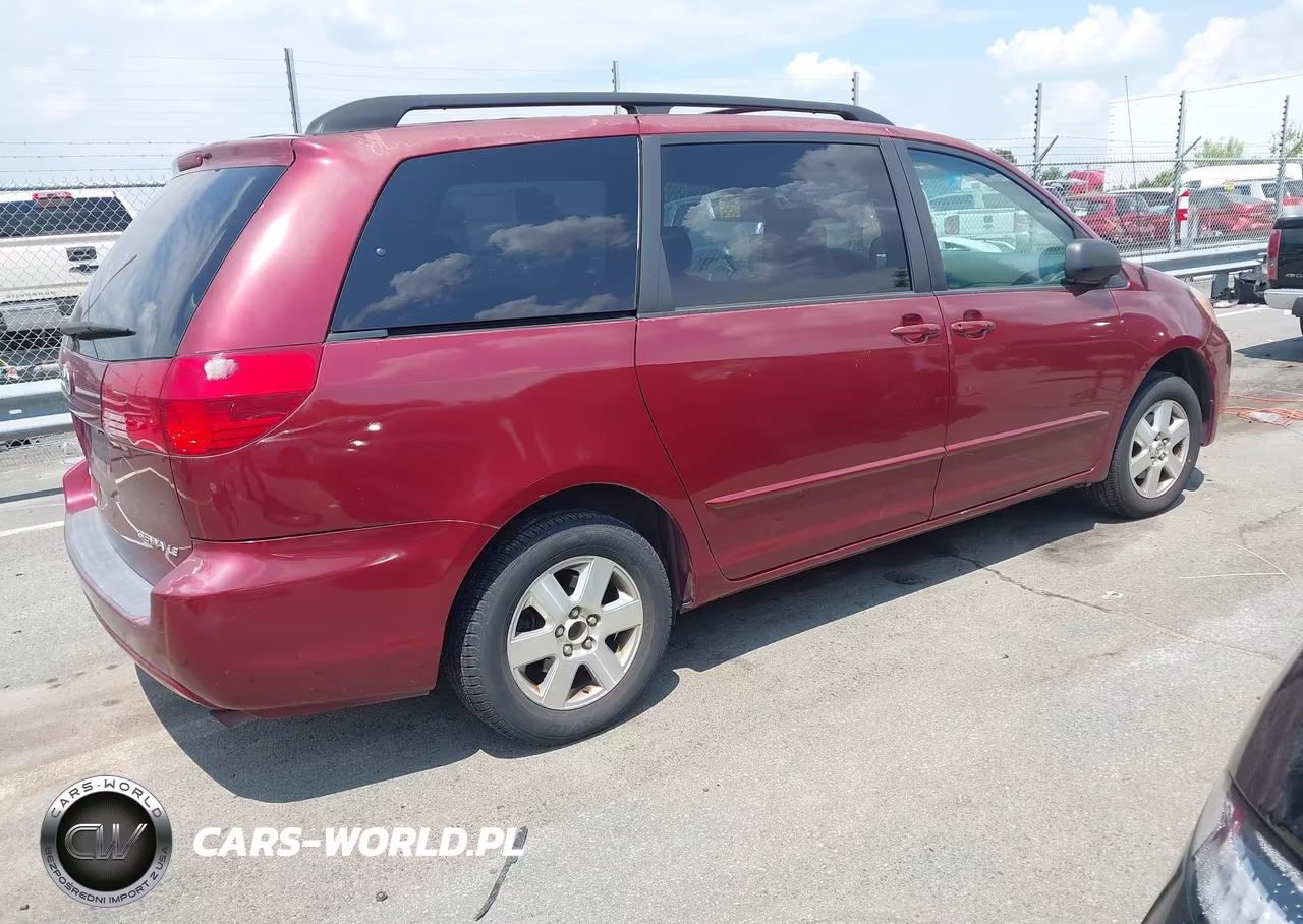 2004 Toyota Sienna Le VIN:5TDZA23C24S103445 - 4