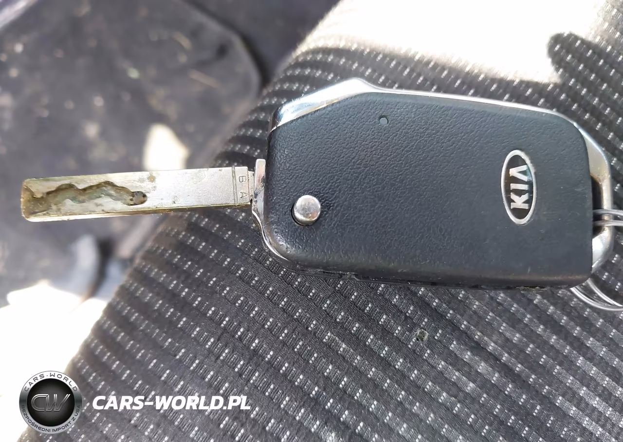 2019 Kia Forte Lxs VIN:3KPF24AD9KE046823 - 11