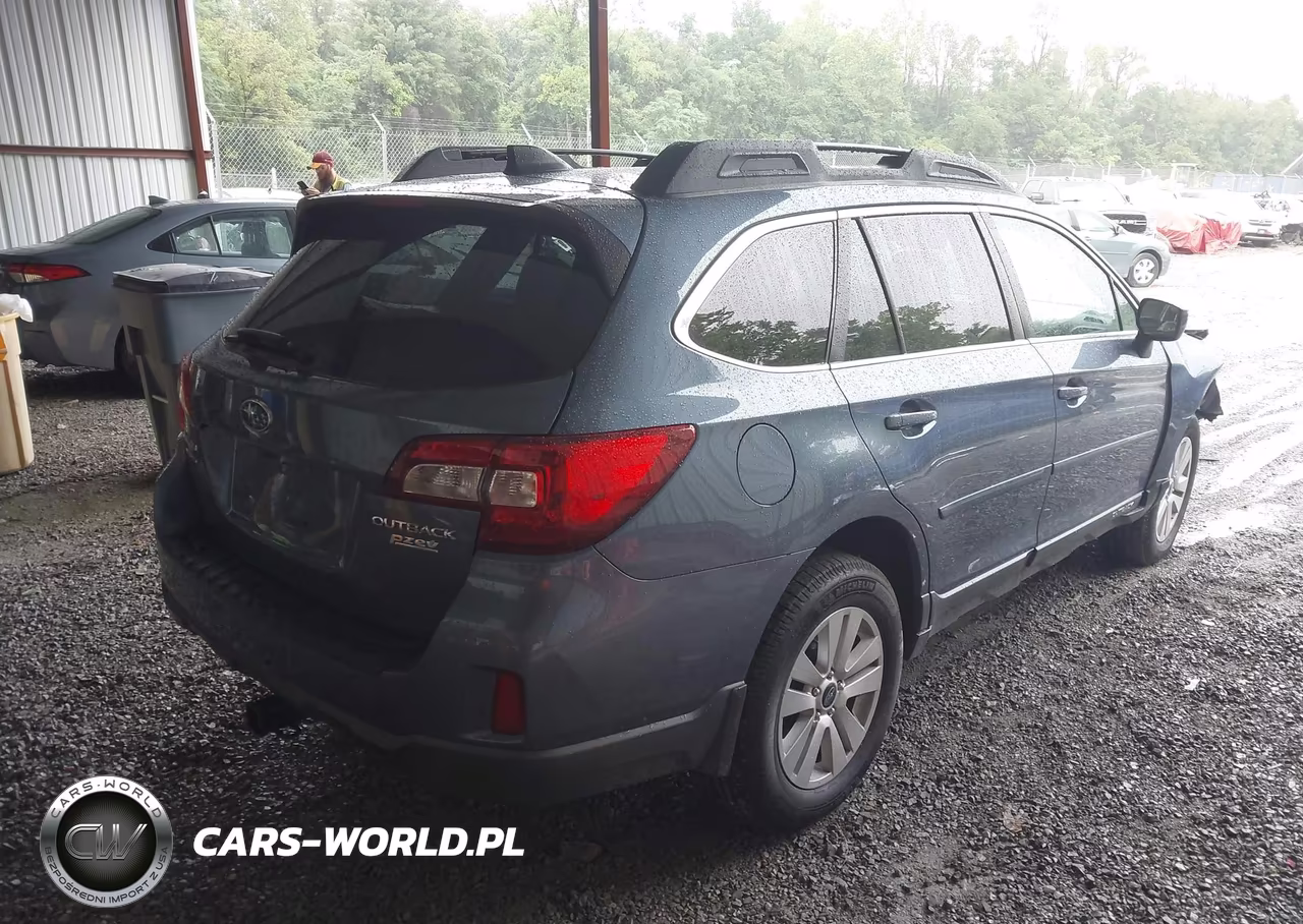 2016 Subaru Outback 2.5I Premium VIN:4S4BSACC8G3216147 - 4