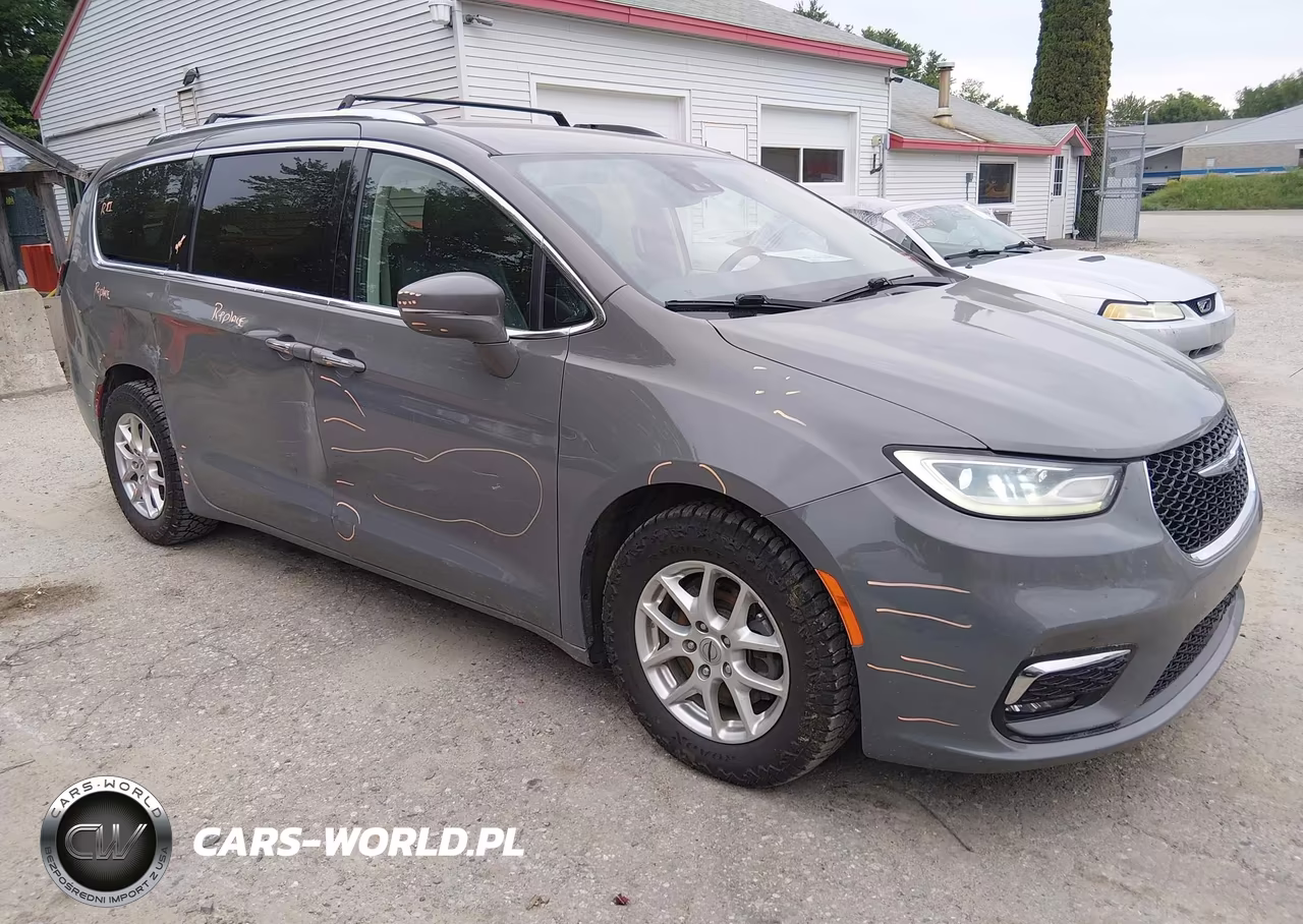 2021 Chrysler Pacifica Touring L