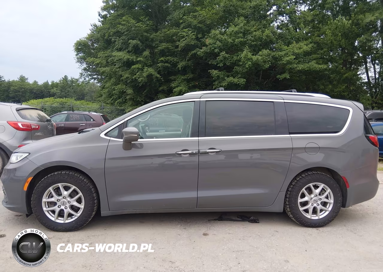 2021 Chrysler Pacifica Touring L VIN:2C4RC1BG5MR547646 - 14