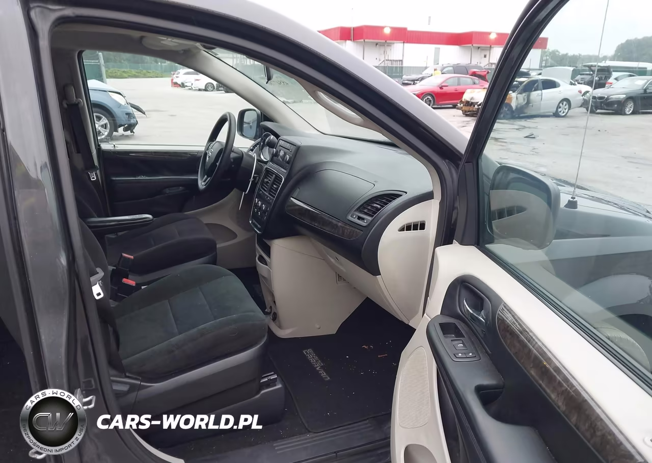 2011 Dodge Grand Caravan Express VIN:2D4RN4DG4BR737124 - 5