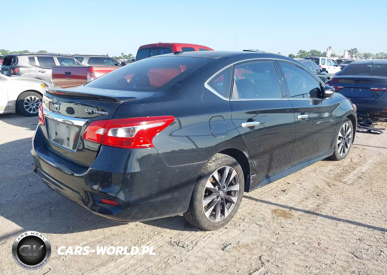 2017 Nissan Sentra Sr Turbo VIN:3N1CB7AP6HY343556 - 4