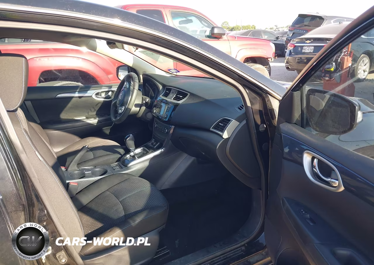2017 Nissan Sentra Sr Turbo VIN:3N1CB7AP6HY343556 - 5