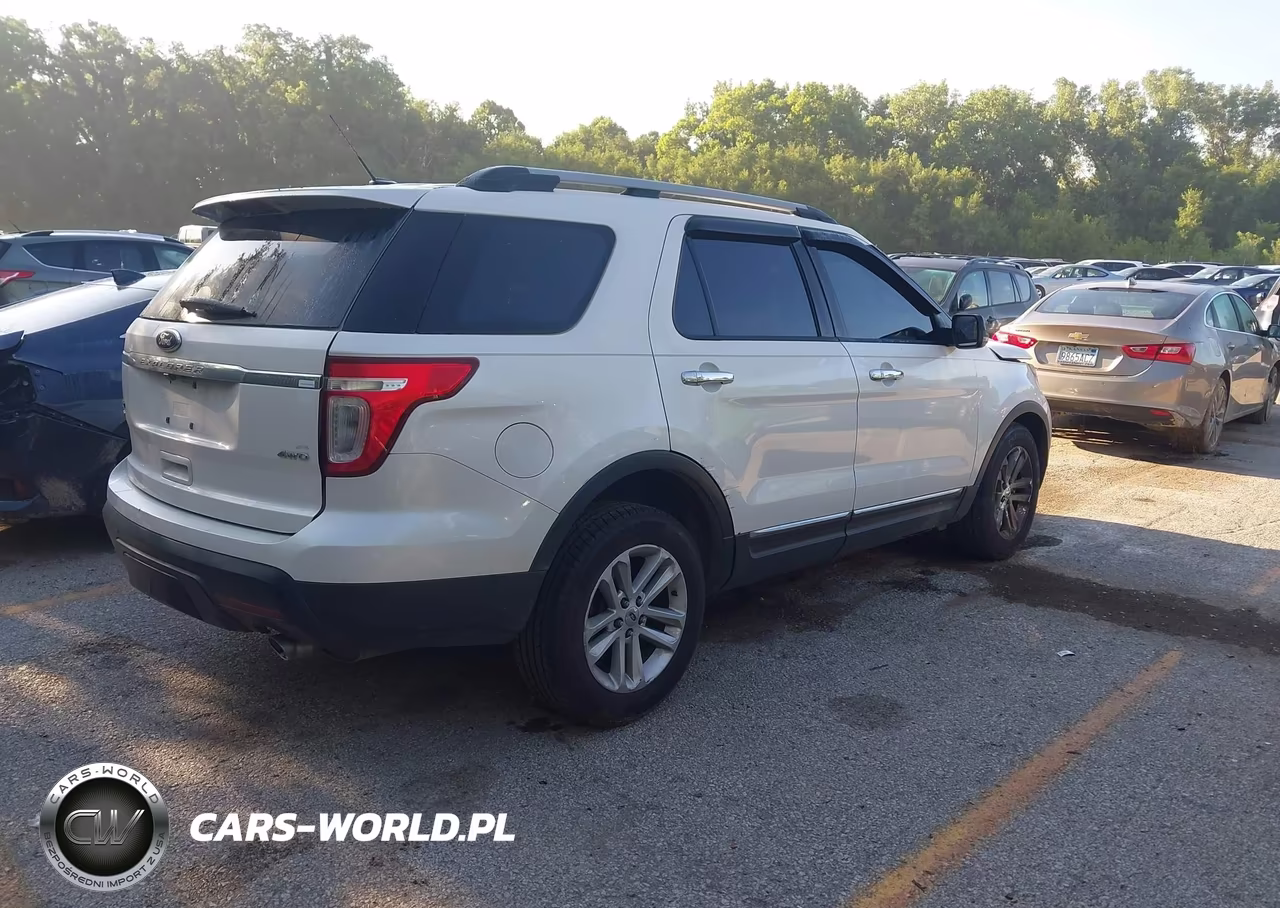 2011 Ford Explorer Xlt VIN:1FMHK8D88BGA87468 - 4