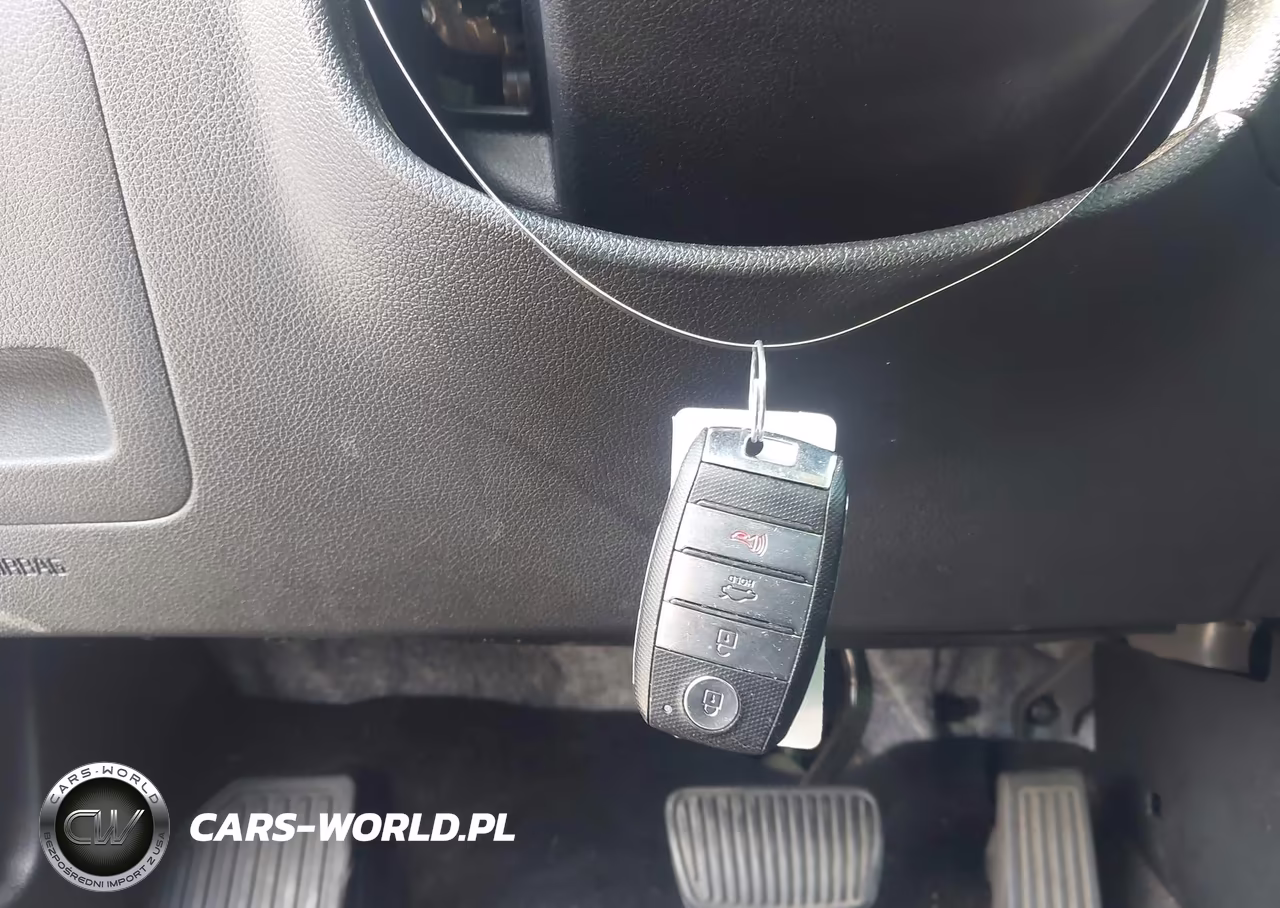 2020 Kia Optima Ex Premium VIN:5XXGU4L18LG433079 - 11