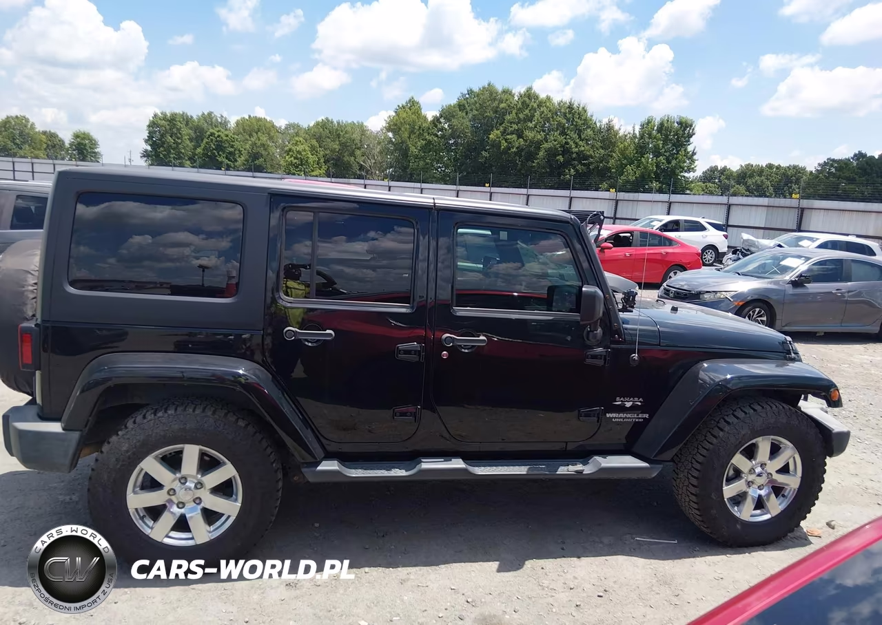 2016 Jeep Wrangler Unlimited Sahara VIN:1C4BJWEG0GL248241 - 14