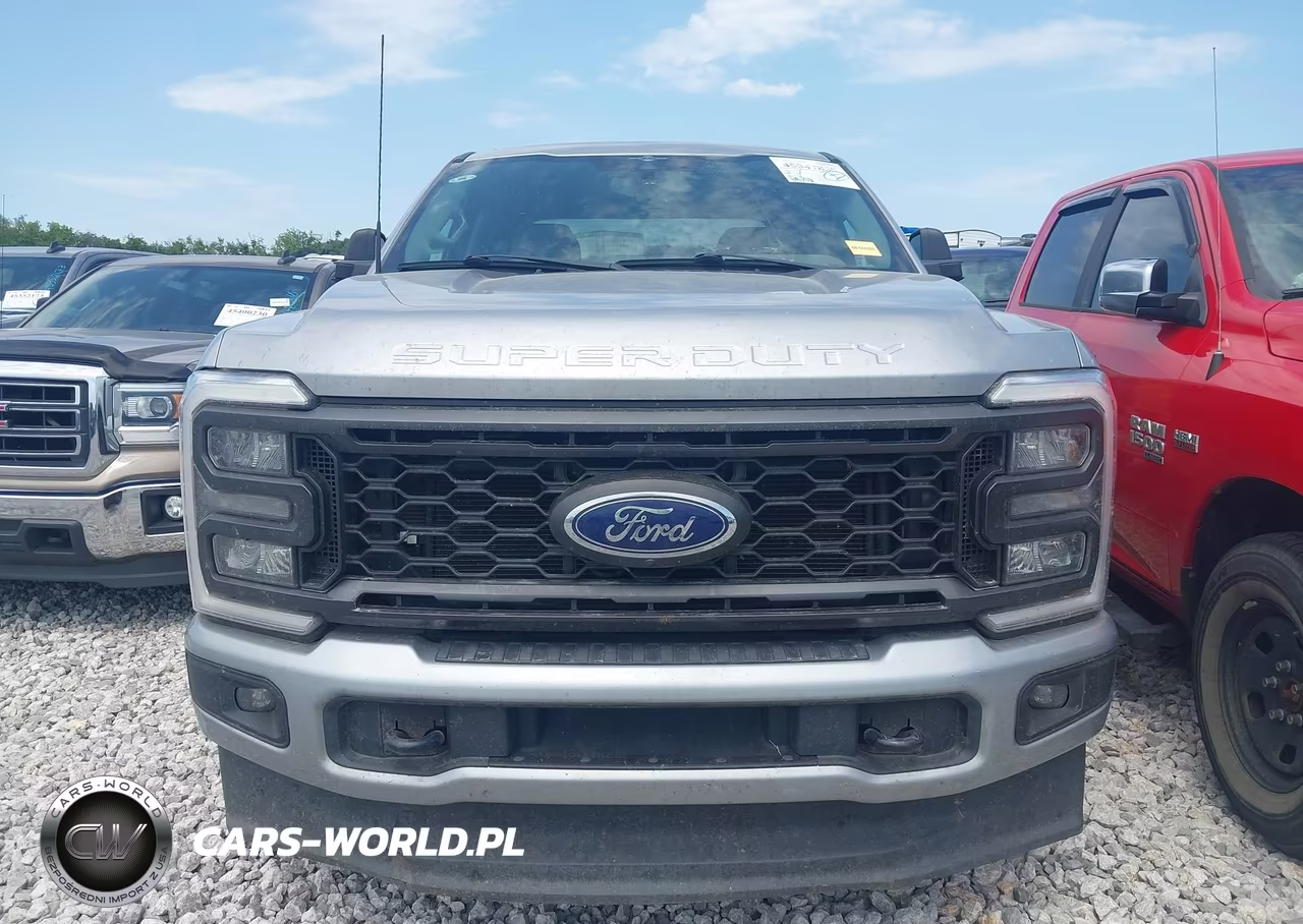 2023 Ford F-350 Xlt VIN:1FT8W3BTXPED68970 - 12