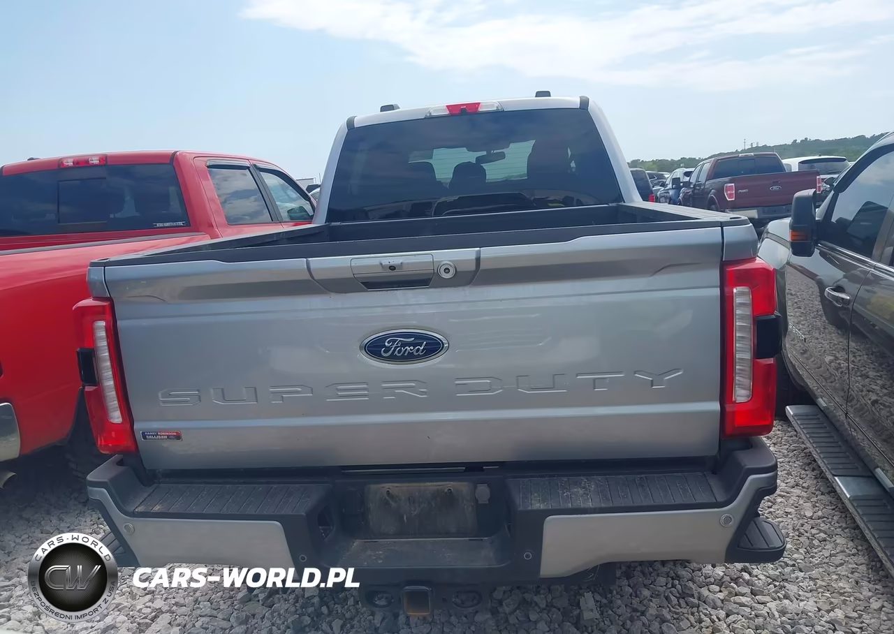 2023 Ford F-350 Xlt VIN:1FT8W3BTXPED68970 - 15