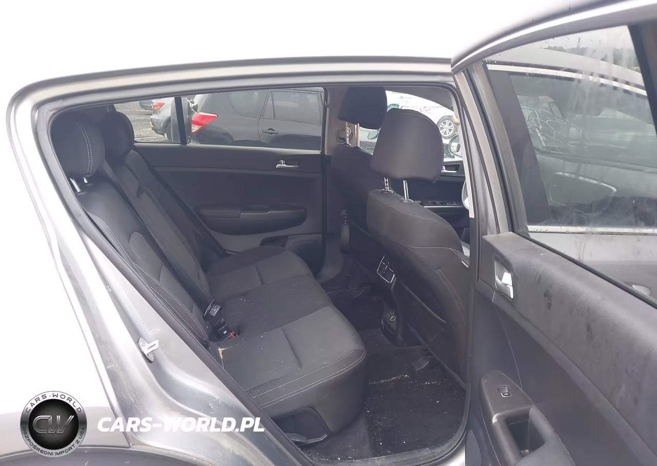 2020 Kia Sportage Lx VIN:KNDPM3AC4L7798074 - 8