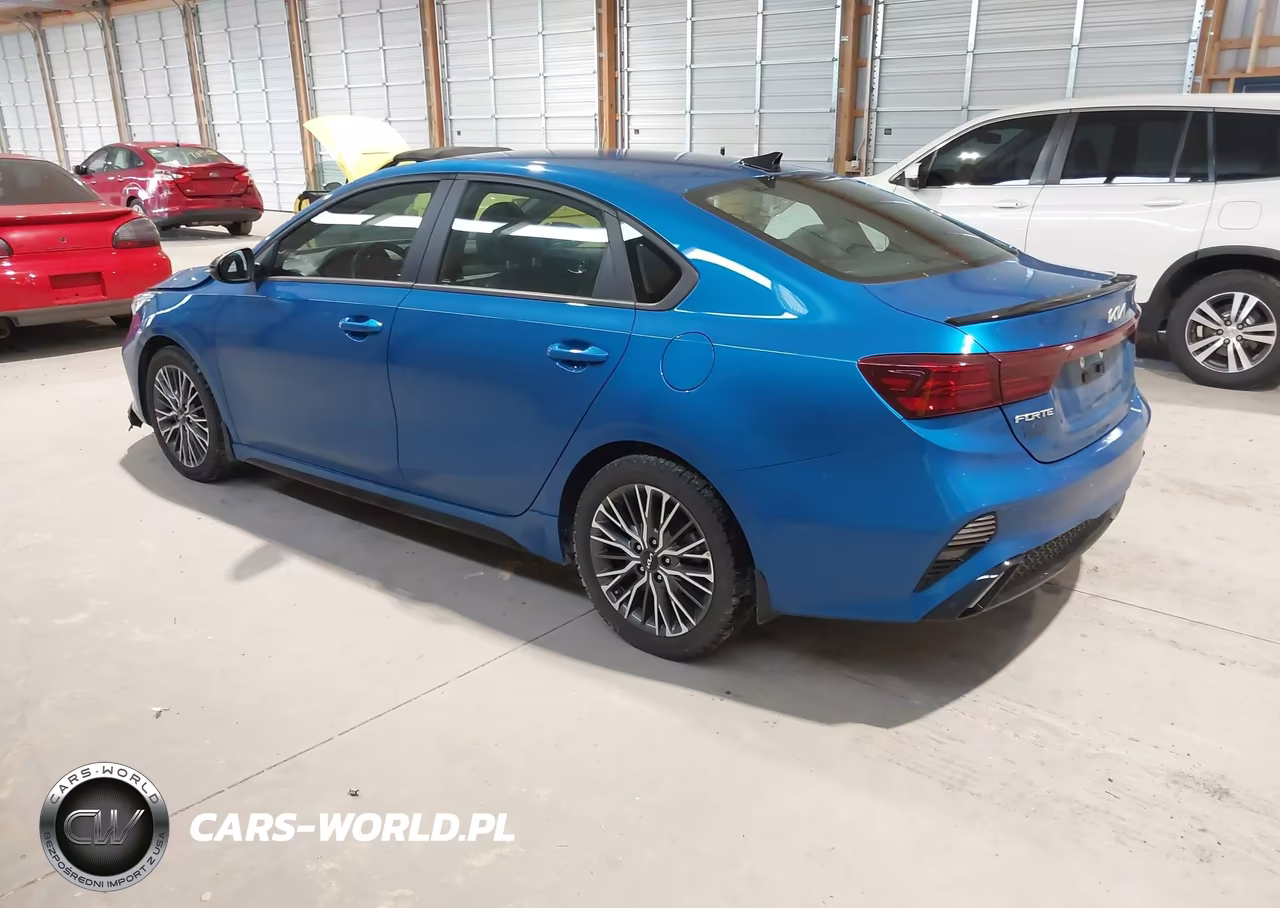2023 Kia Forte Gt-Line VIN:3KPF54AD6PE680279 - 3