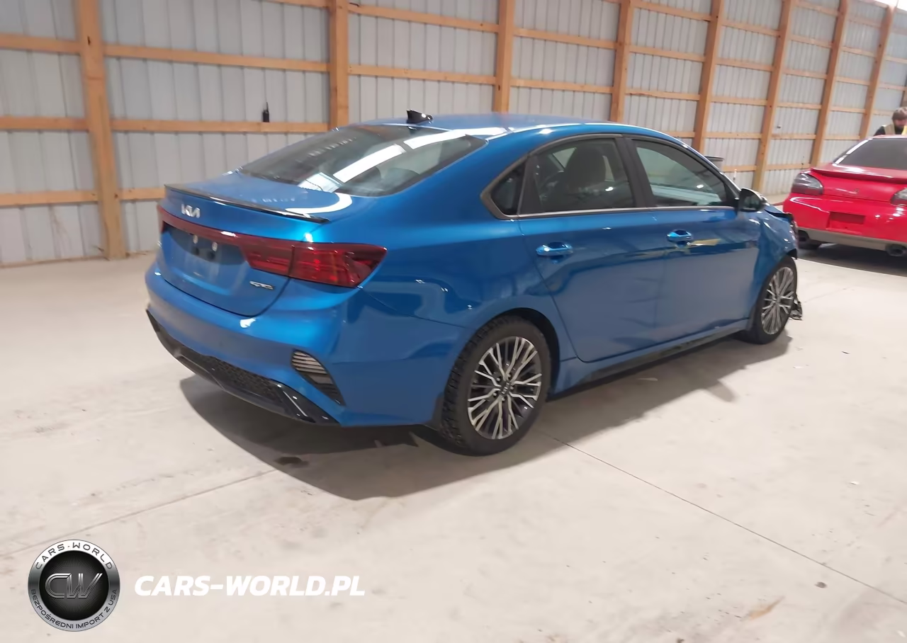 2023 Kia Forte Gt-Line VIN:3KPF54AD6PE680279 - 4