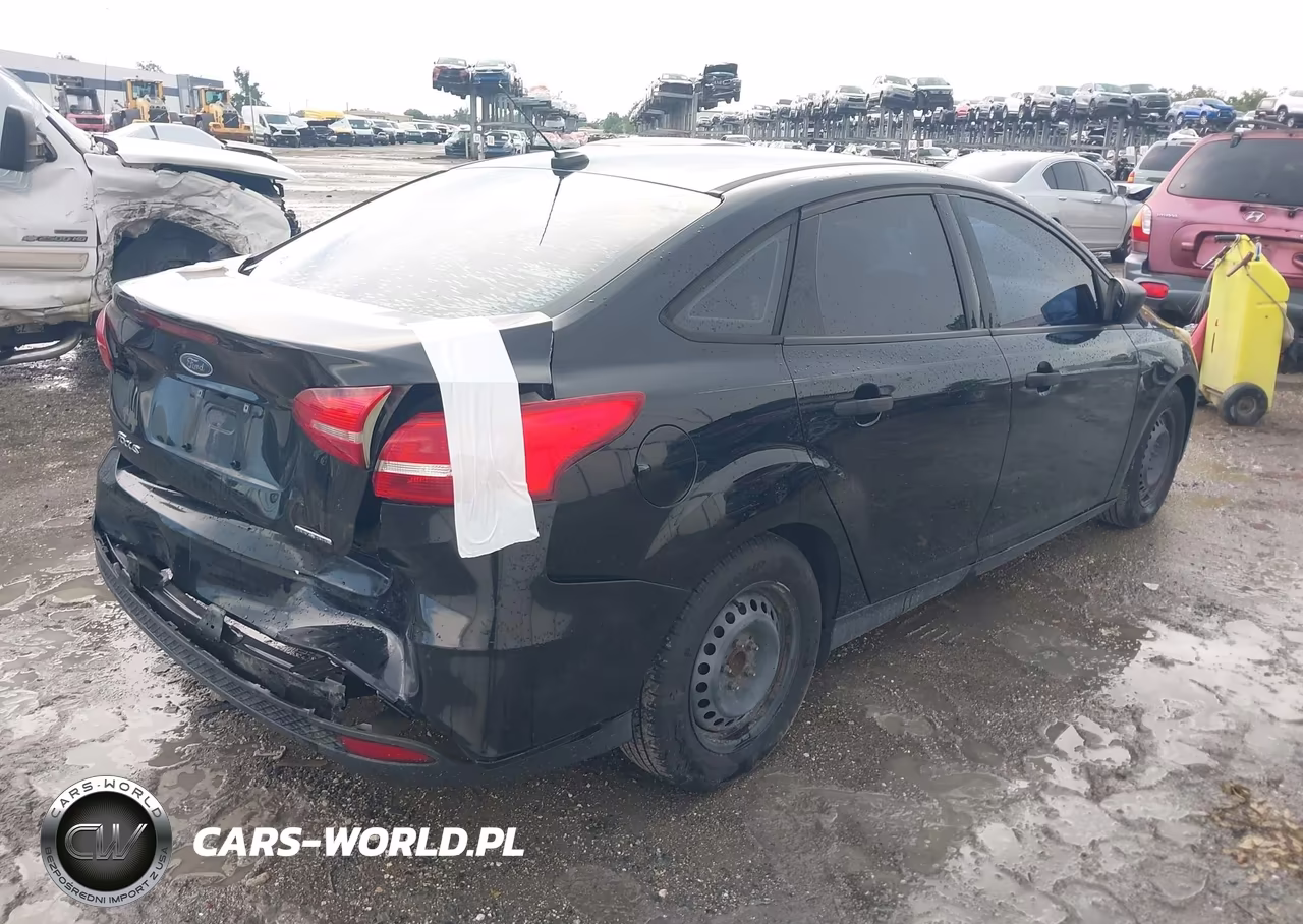 2016 Ford Focus S VIN:1FADP3E26GL250057 - 4