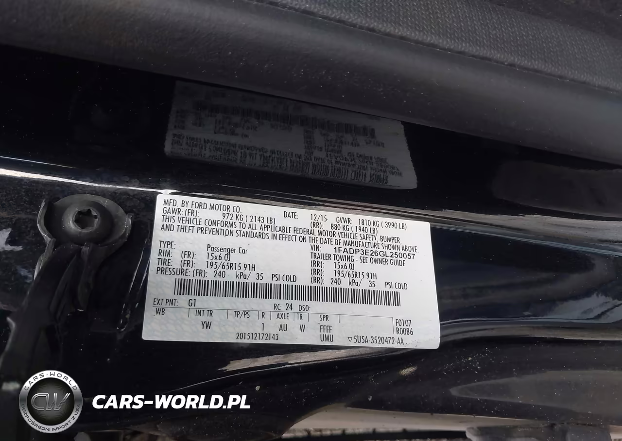 2016 Ford Focus S VIN:1FADP3E26GL250057 - 9